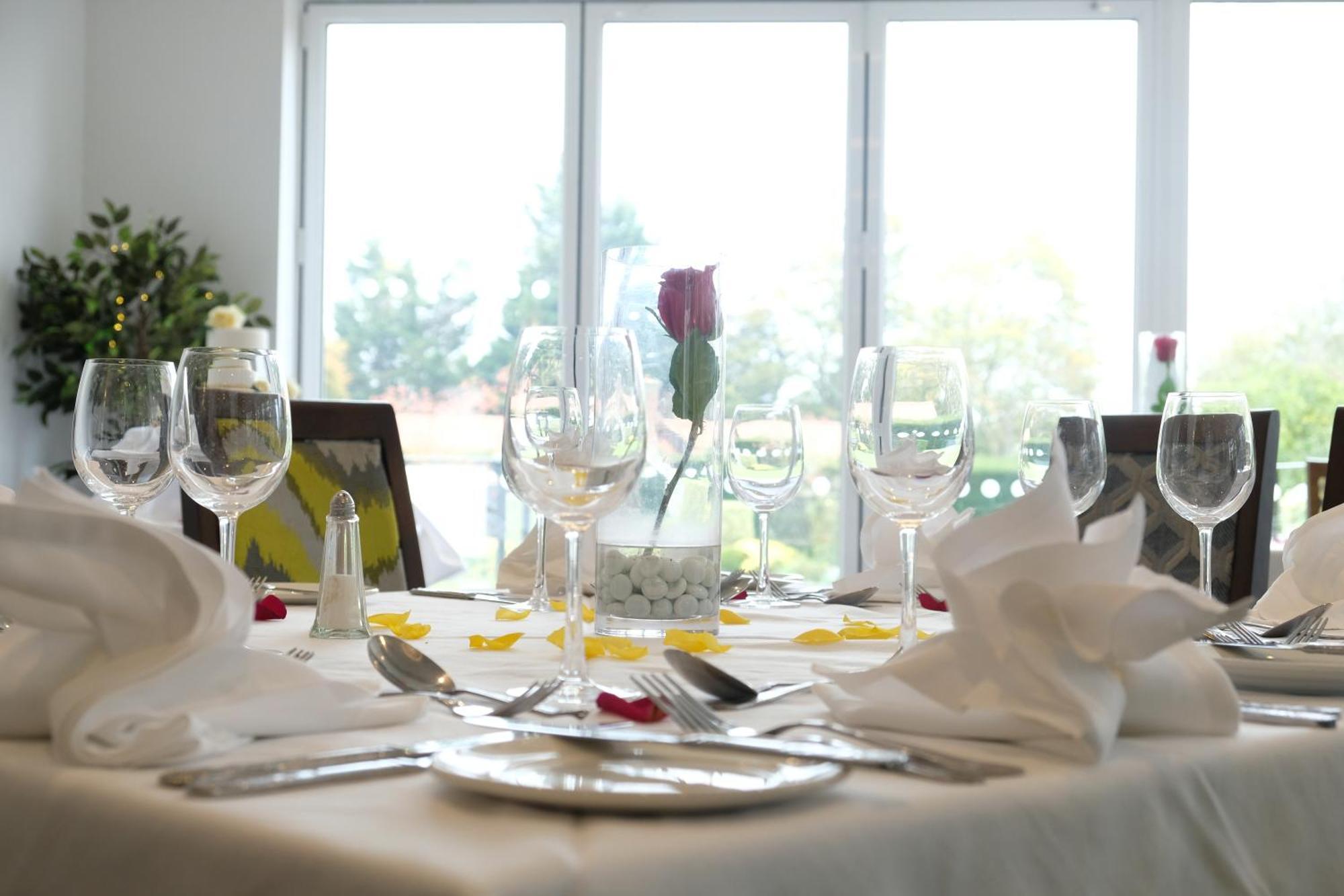 Best Western Priory Hotel Bury St. Edmunds Екстериор снимка