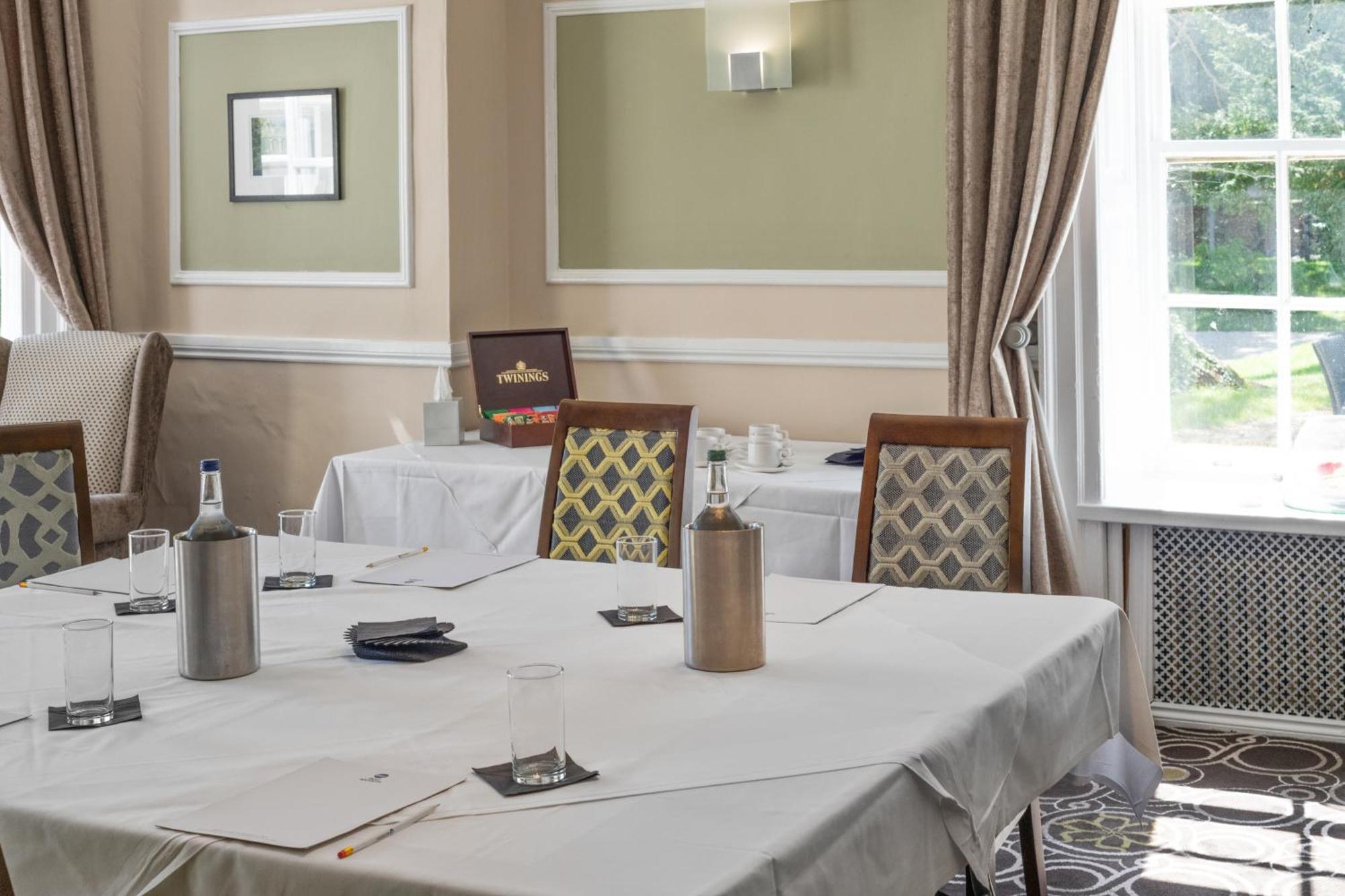 Best Western Priory Hotel Bury St. Edmunds Екстериор снимка