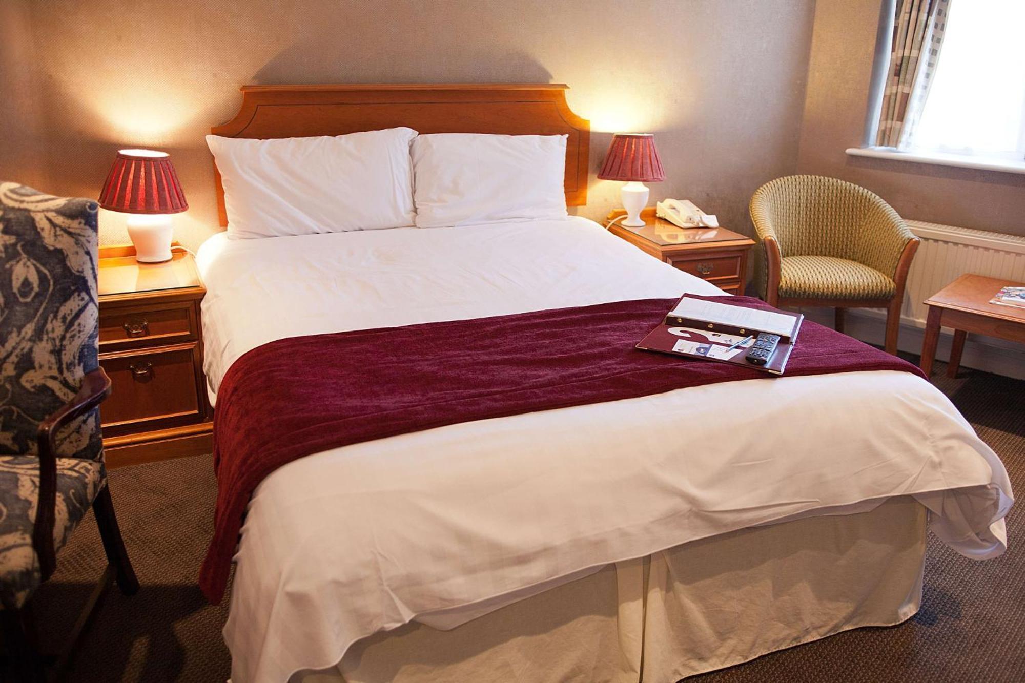 Best Western Priory Hotel Bury St. Edmunds Екстериор снимка