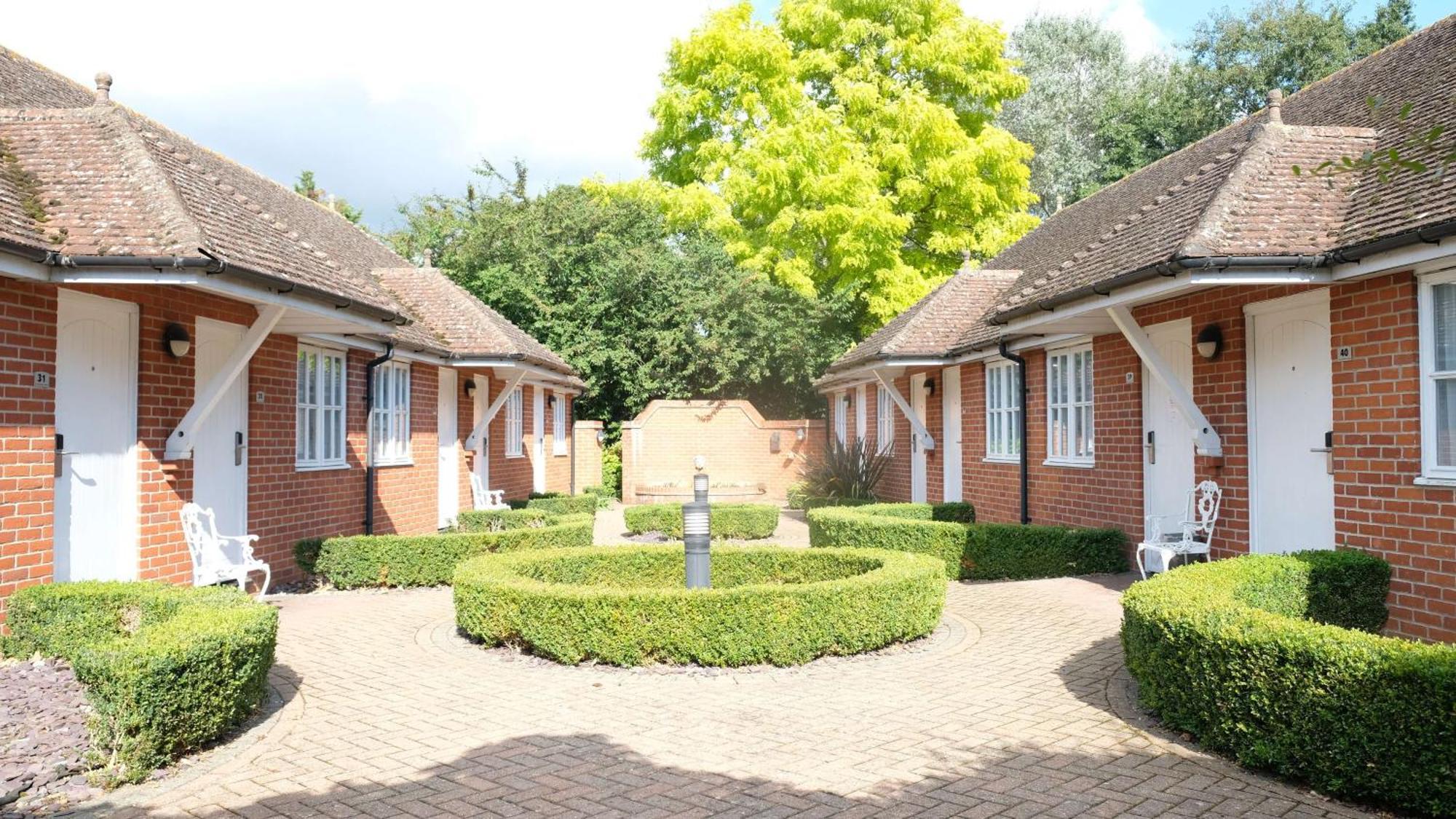 Best Western Priory Hotel Bury St. Edmunds Екстериор снимка