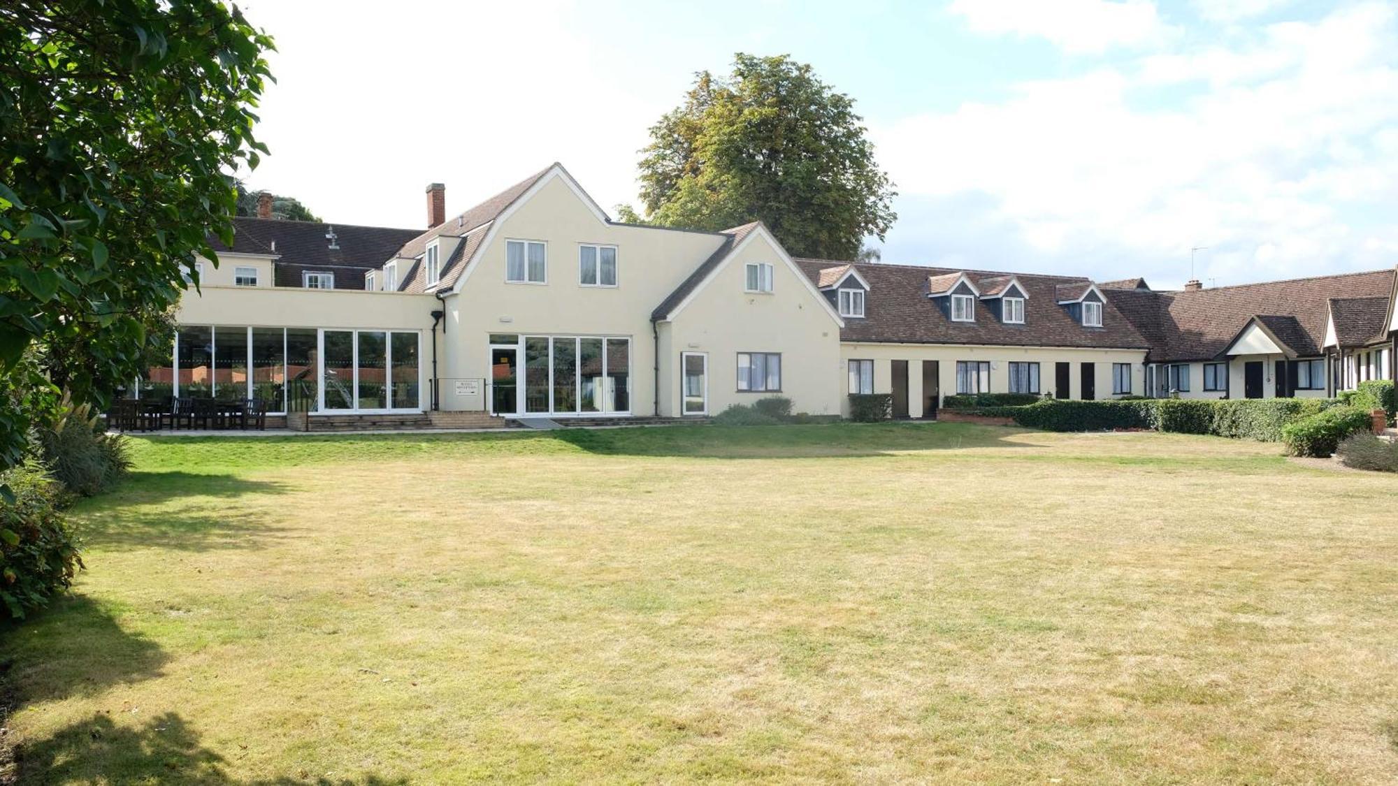 Best Western Priory Hotel Bury St. Edmunds Екстериор снимка